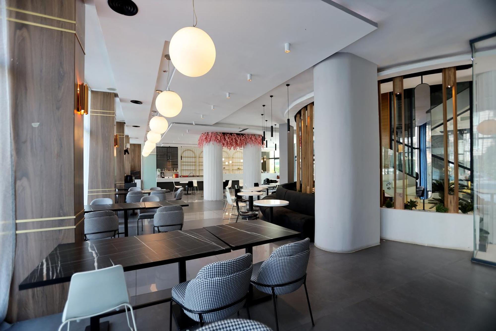 Riviera Blue Hotel Pantai Sunny Luaran gambar