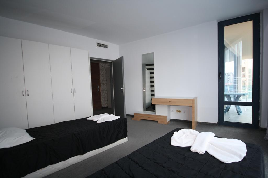 Riviera Blue Hotel Pantai Sunny Luaran gambar